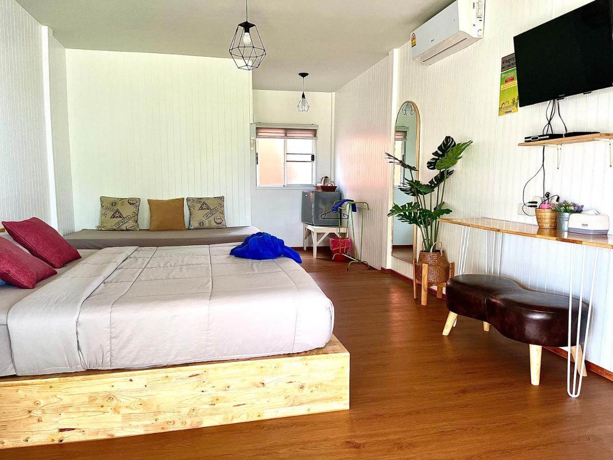 Insook Ko Larn Resort エクステリア 写真