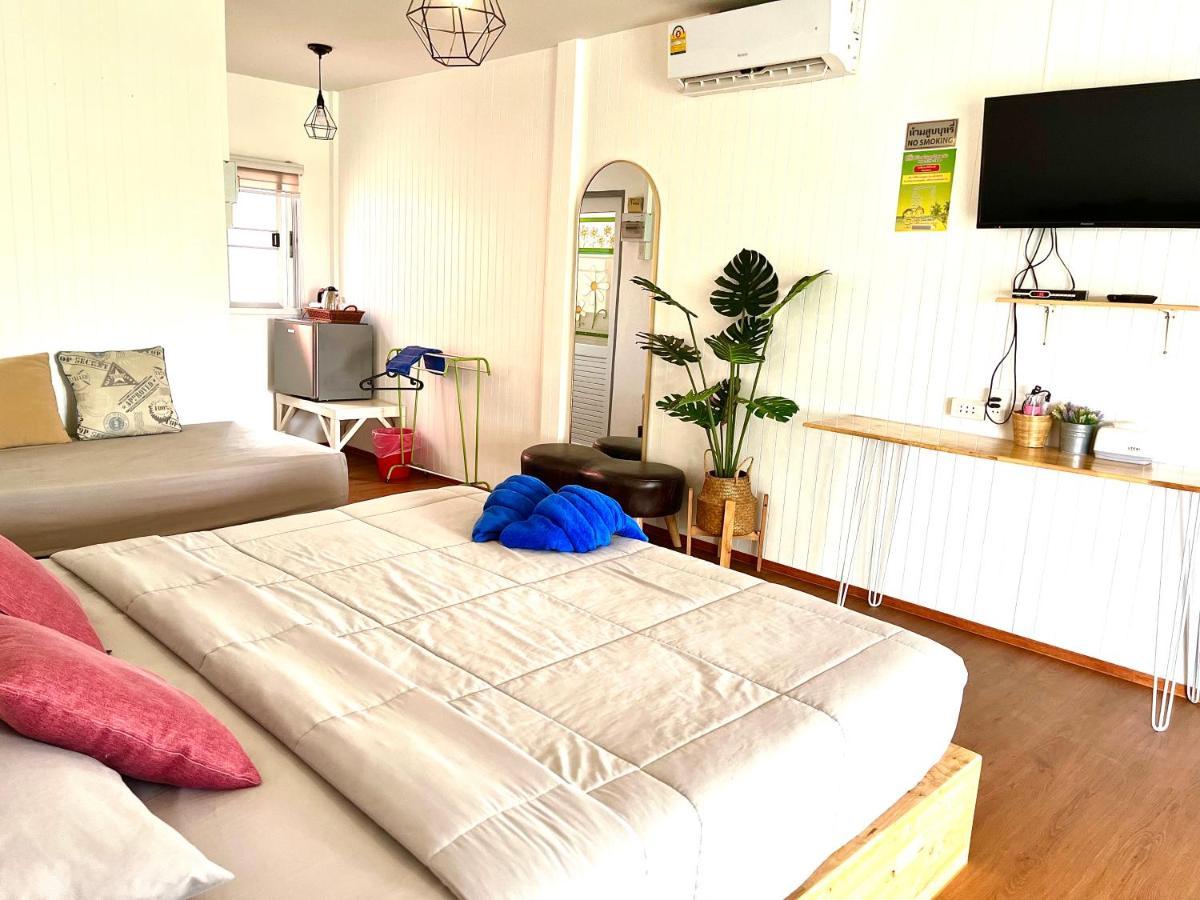 Insook Ko Larn Resort エクステリア 写真